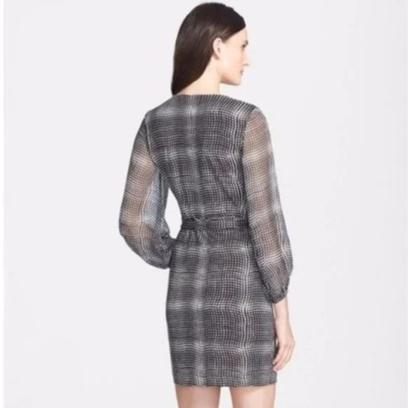 Diane Von Furstenberg Black and White Wrap Dress - Picture 3 of 8